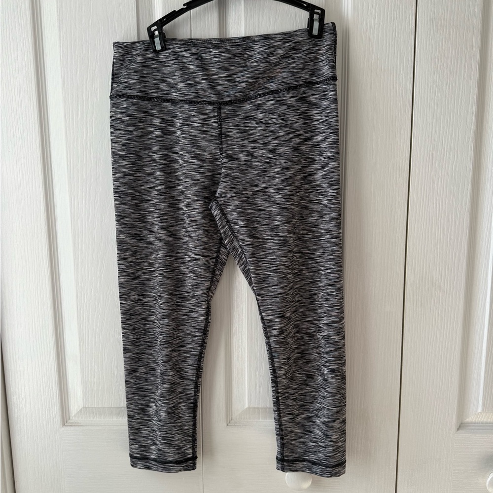 Grey quarter Leggings